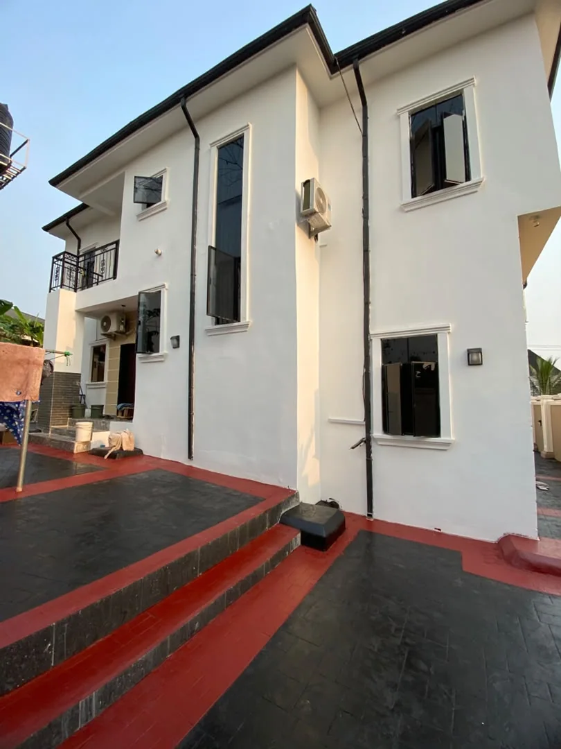 Side view of completed residence