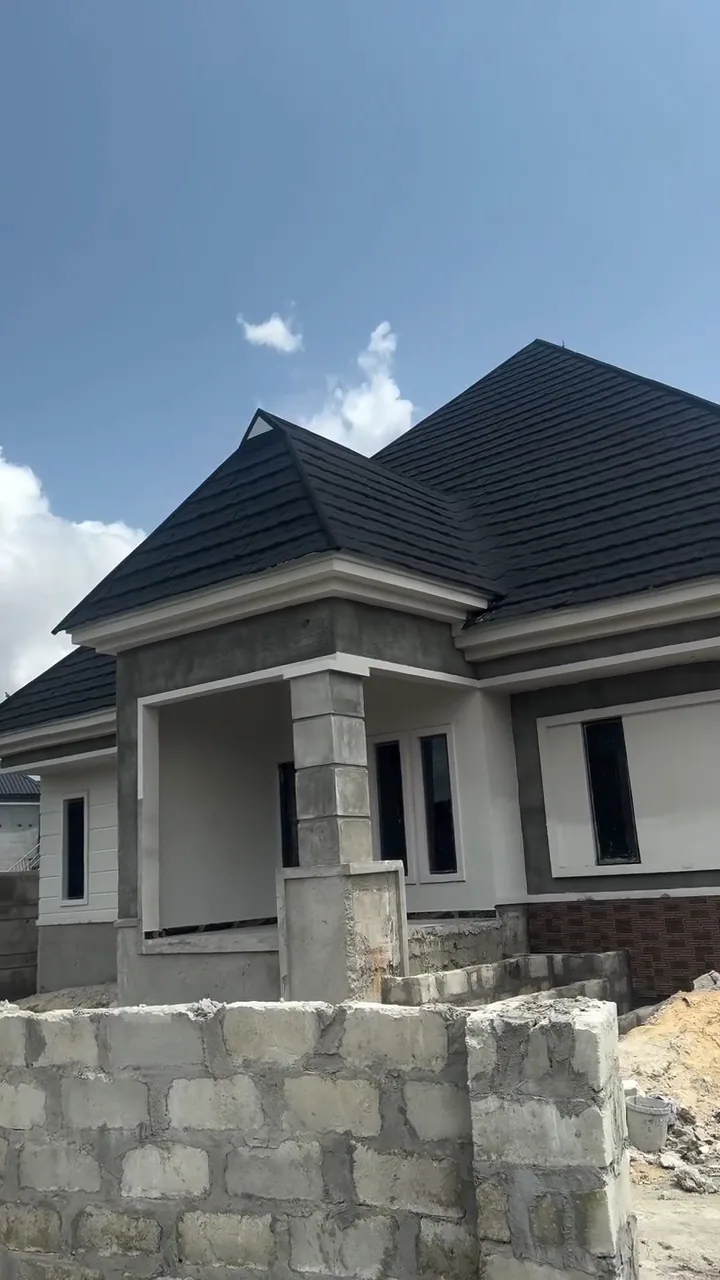 Ongoing roofed bungalow front view